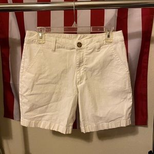 Chubbies 7inch khaki shorts